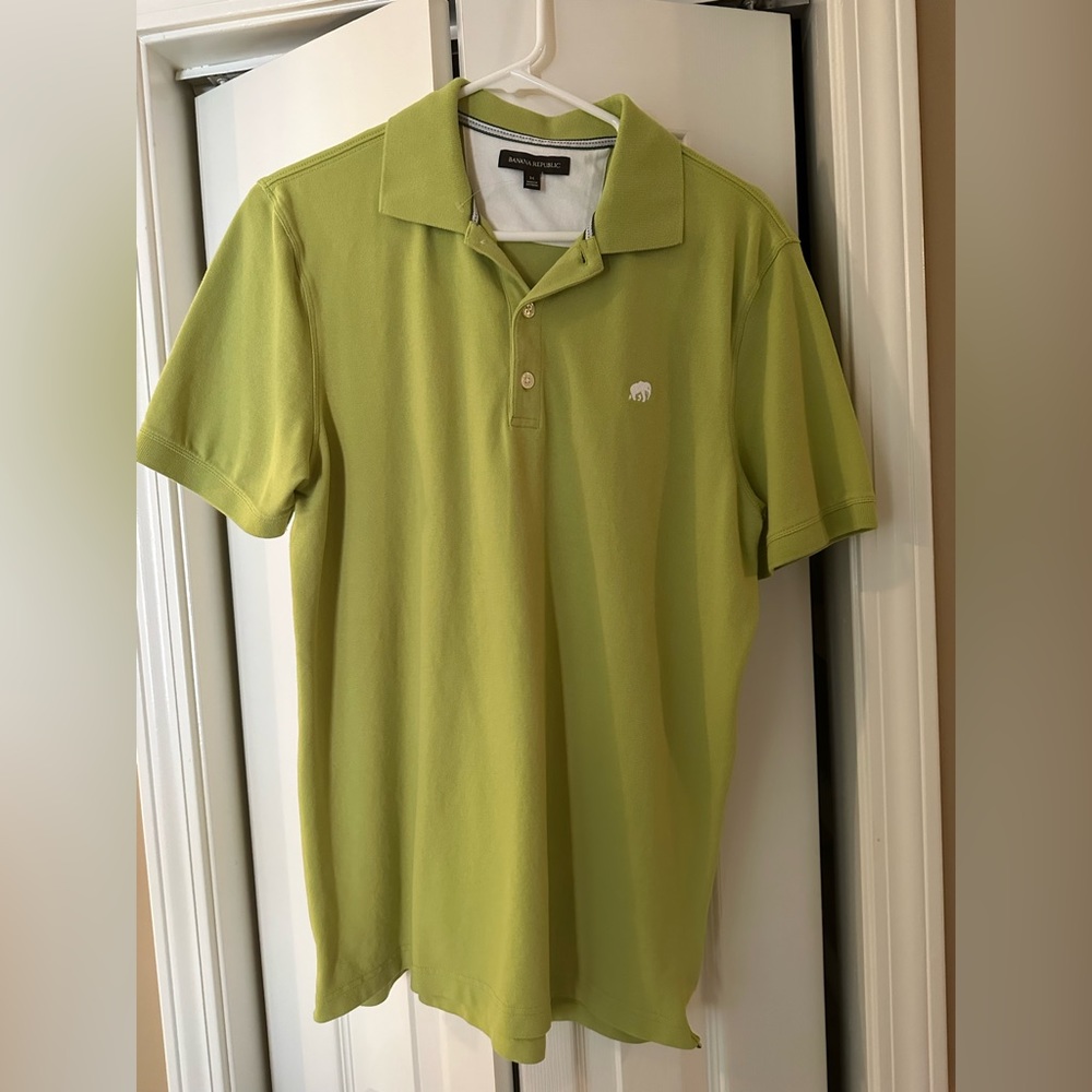 Banana Republic Polo Size Medium - New With Tag